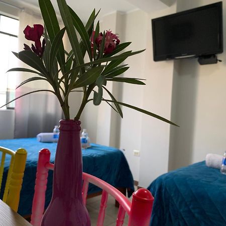 Chaglla Airport Bed and Breakfast Callao Exteriör bild